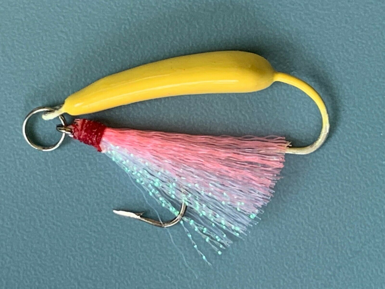 Ringed Pompano Jig B. Yellow/ White/Pink Teaser
